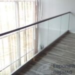 Ограждения со стеклом (без стоек) в зажимной шине
